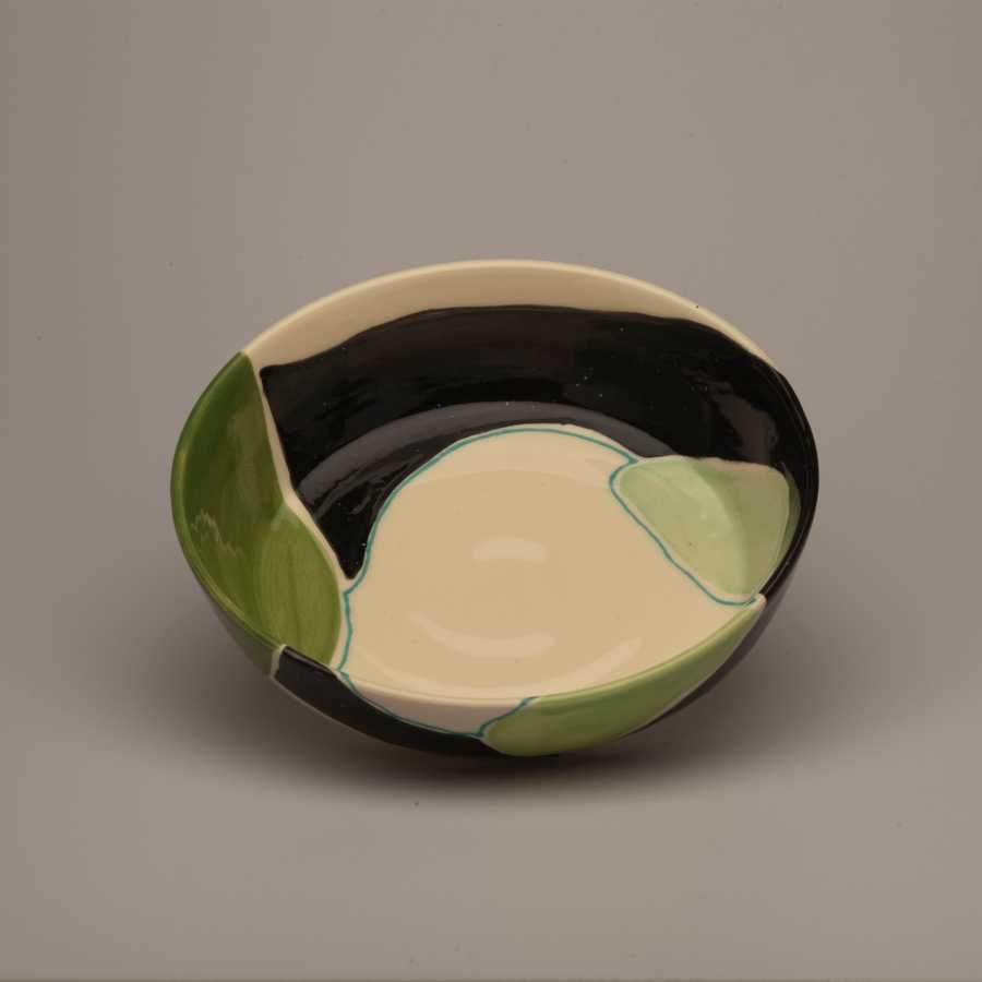 functional/dinnerware/010-papercut/220305 (9) - image - 3