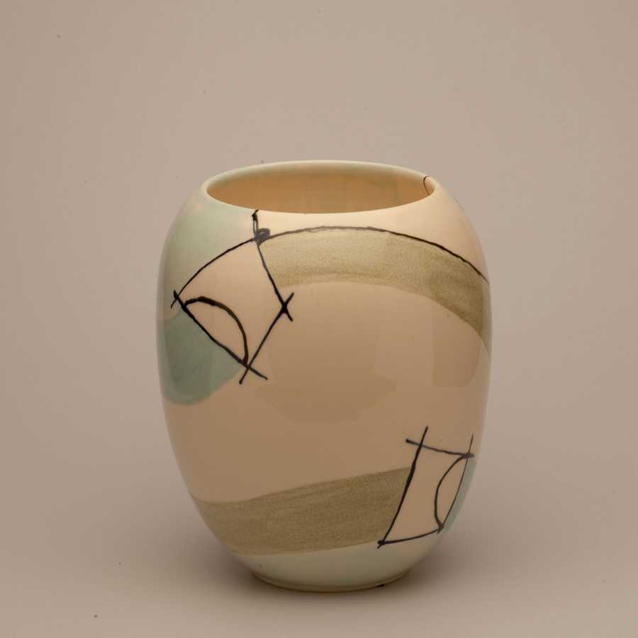 functional/vases/003-changing/3 - image - 1