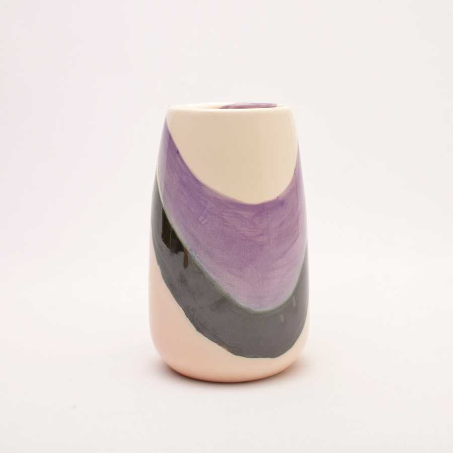 functional/vases/013-ribbonnish/2 - image - 1
