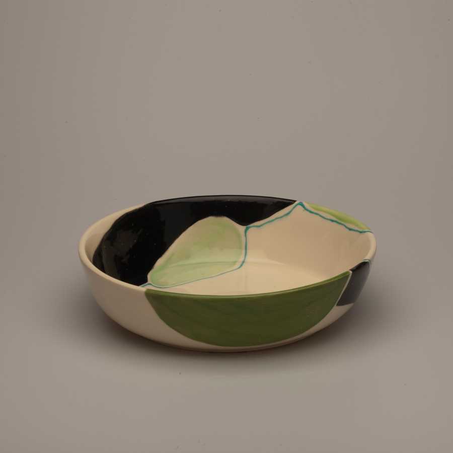 functional/dinnerware/010-papercut/220305 (9) - image - 2