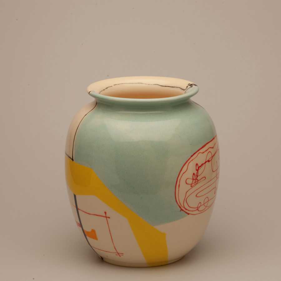 functional/vases/008-mindloop/2 - image - 0